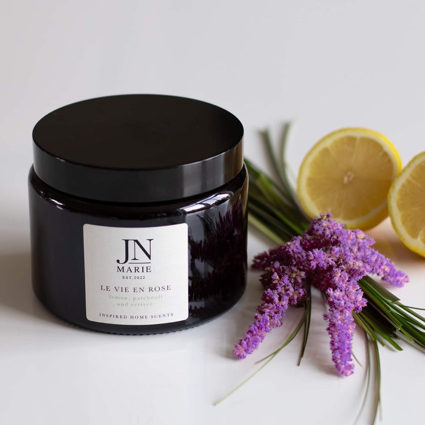 NOW WITH 25% OFF!                  Le Vie En Rose - Lemon, Patchouli & Vetiver Candle.